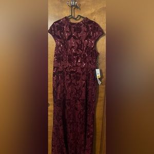 Adrianna Papell Evening Gown